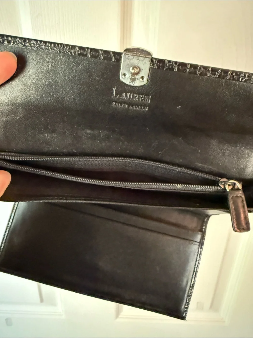 Simple Black Croc-Embossed Leather Wallet